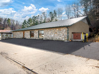 8011 Carolina Boulevard, Clyde NC