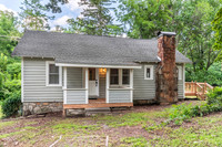 423 Algeria Street, Hendersonville NC