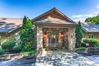 622 Sabine Drive, Laurel Park NC