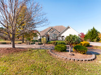 77 Cummings Cove Parkway, Hendersonville NC