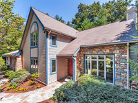 8 Beaver Lake Heights, Asheville NC