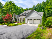 198 Poplar Ridge Lane, Burnsville NC